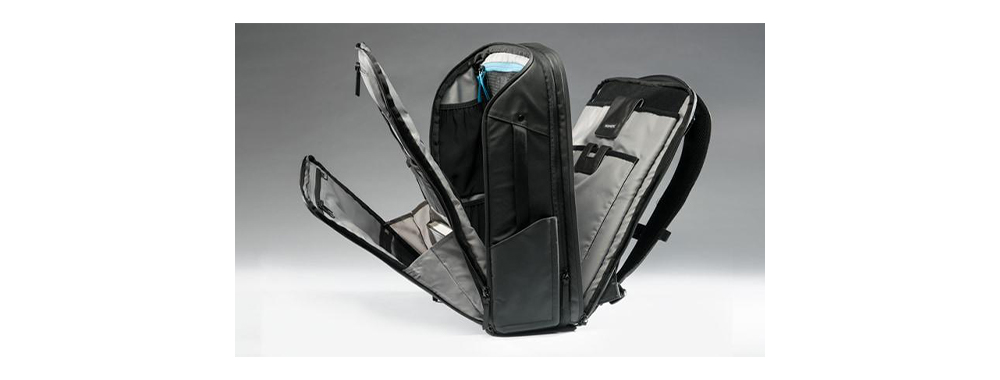 Nomatic Backpack capacity can be expanded from 20 liters to 30 liters