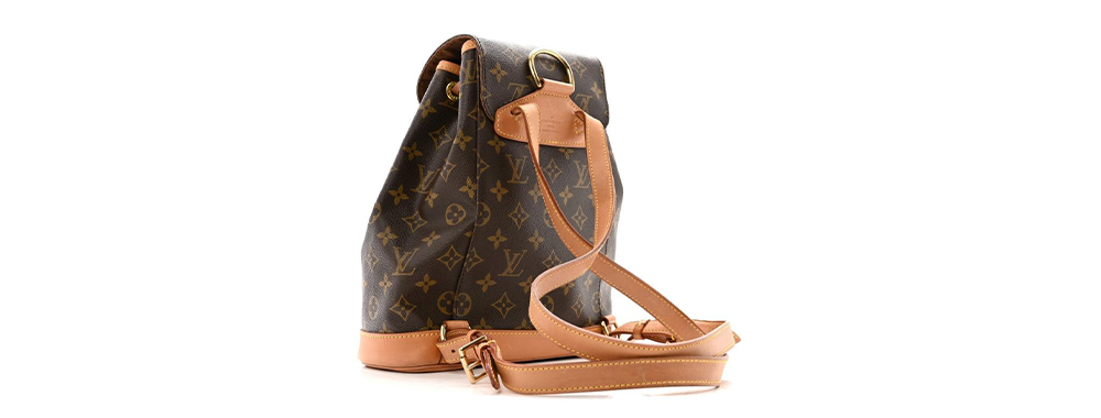 Lv backpack with no padding on the back Lv backpack with no padding on the back