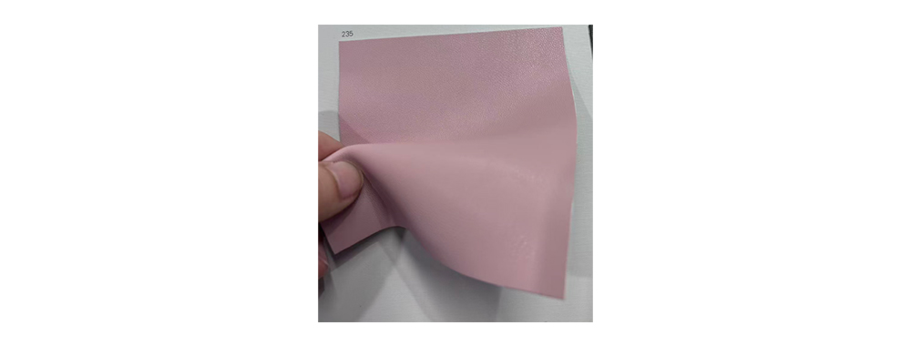  The picture shows matte PU leather